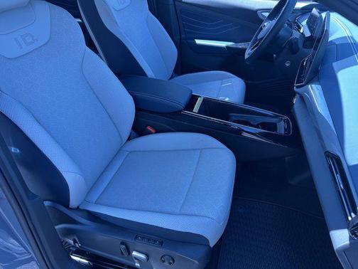 2025 Volkswagen ID.4 Pro