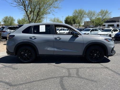 Urban Gray Pearl 2023 Honda HR-V 2WD Sport