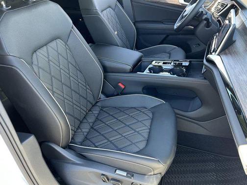 2025 Volkswagen Atlas 2.0T SEL Premium R-Line 4MOTION