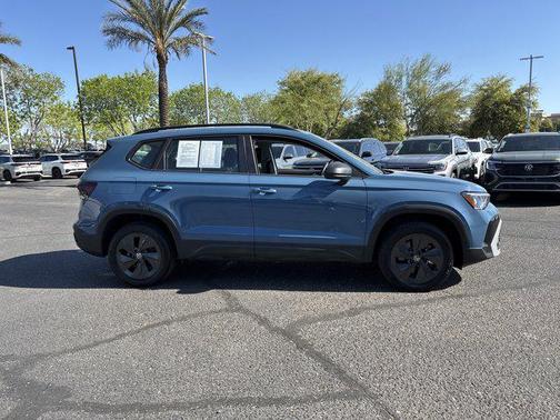 2025 Volkswagen Taos 1.5T S