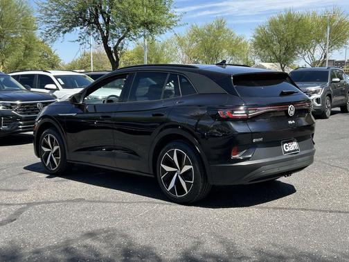 Deep Black Pearl 2023 Volkswagen ID.4 AWD Pro S