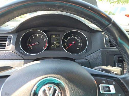 2015 Volkswagen Jetta Auto SE w/Connectivity