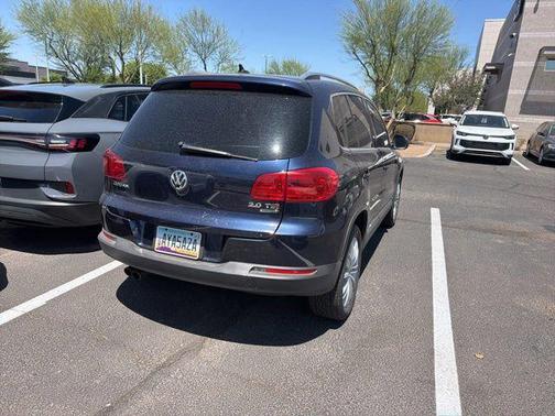 Night Blue 2014 Volkswagen Tiguan 4MOTION Auto SEL