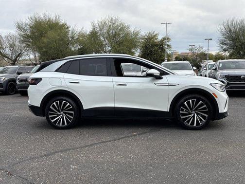 2023 Volkswagen ID.4 Pro S Plus