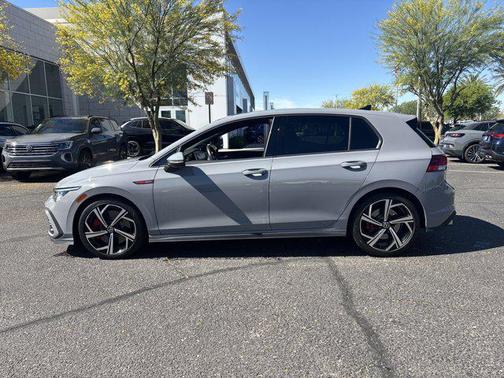 2024 Volkswagen Golf GTI 2.0T SE DSG