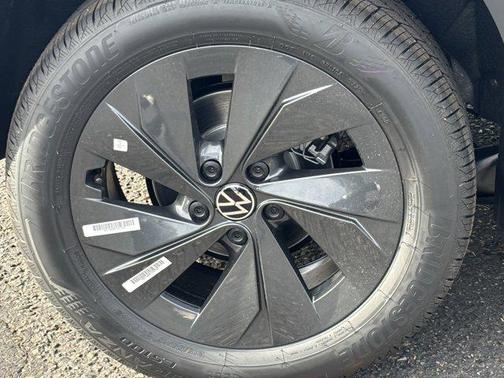 2026 Volkswagen Taos S