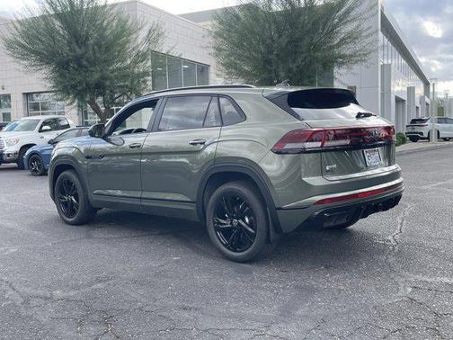 2026 Volkswagen Atlas Cross Sport 2.0T SEL