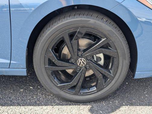 2026 Volkswagen Jetta 1.4T SE