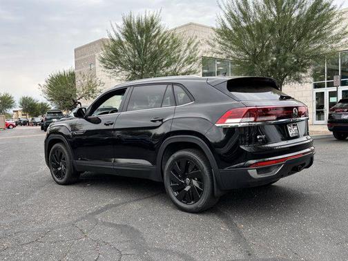 2026 Volkswagen Atlas Cross Sport 2.0T SE w/Technology 4MOTION