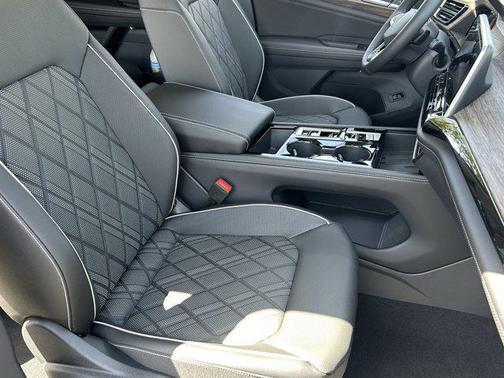 2025 Volkswagen Atlas 2.0T SEL Premium R-Line 4MOTION