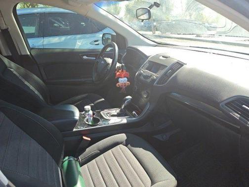 2018 Ford Edge SE