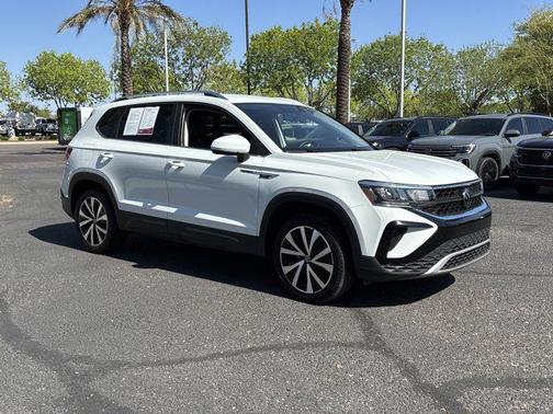 2022 Volkswagen Taos 1.5T SE