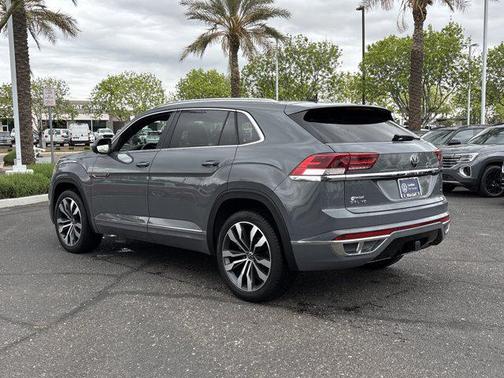 2023 Volkswagen Atlas Cross Sport 3.6L V6 SEL Premium R-Line