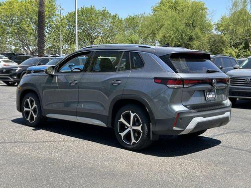platinum gray metallic 2026 Volkswagen Tiguan 2.0T SE