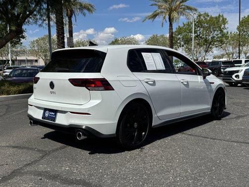 2022 Volkswagen Golf GTI 2.0T SE DSG