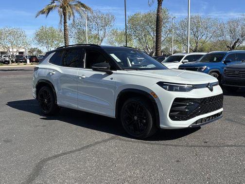 Opal White with Deep Black Roof 2026 Volkswagen Tiguan 2.0T SE R-Line Black