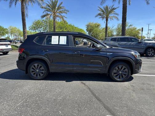 2023 Volkswagen Taos 1.5T S