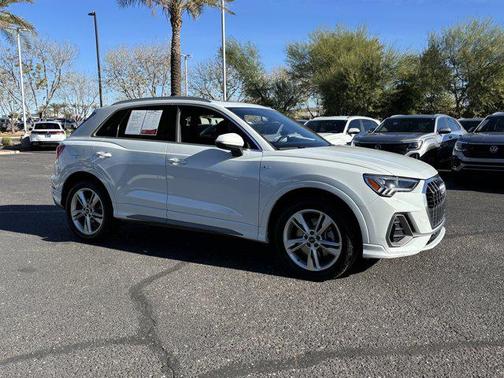 2022 Audi Q3 45 S line Premium Plus