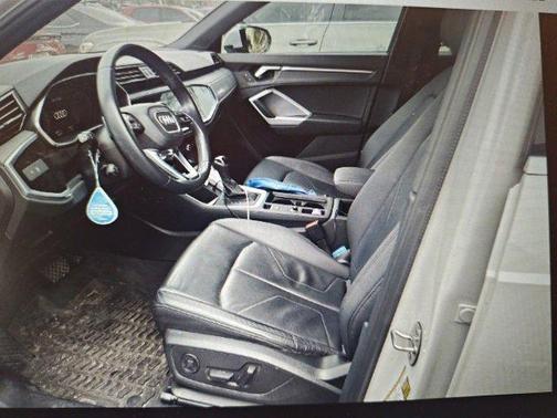 2022 Audi Q3 45 S line Premium Plus