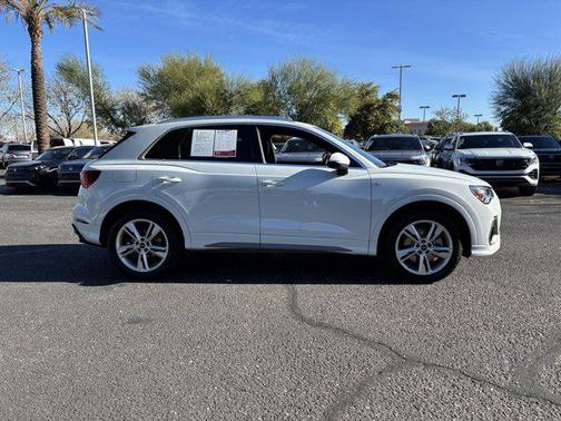 2022 Audi Q3 45 S line Premium Plus