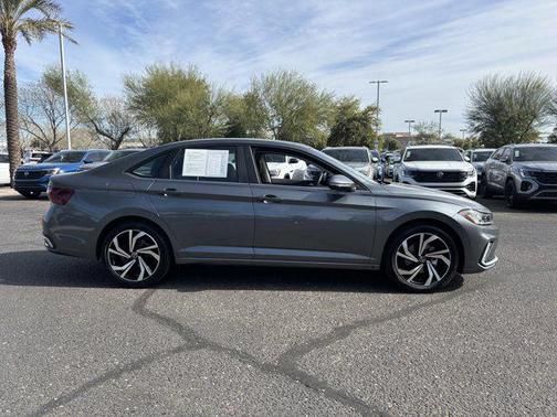 2025 Volkswagen Jetta 1.5T SEL