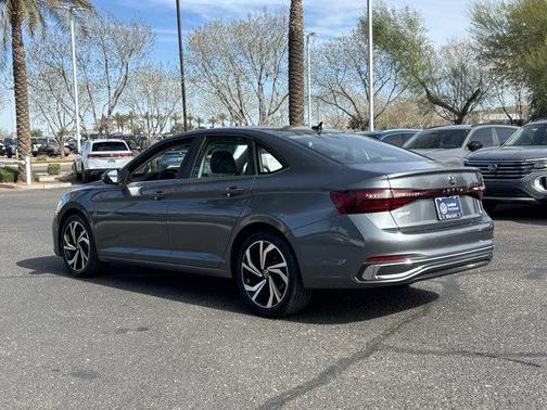 2025 Volkswagen Jetta 1.5T SEL