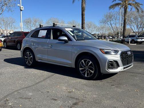 2023 Audi Q5 45 S line Premium