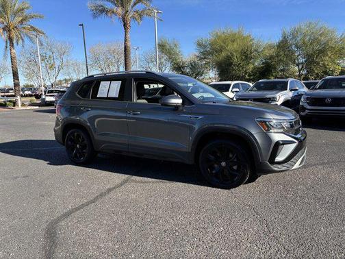 2022 Volkswagen Taos 1.5T SE