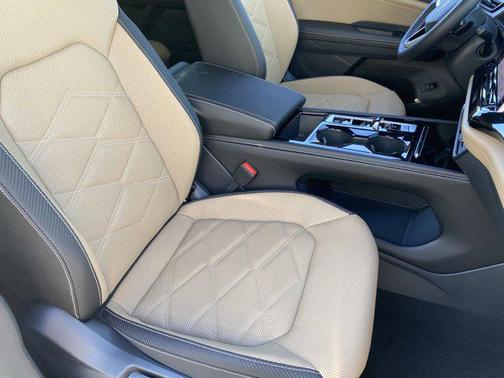 2026 Volkswagen Atlas Cross Sport 2.0T SE w/Technology 4MOTION