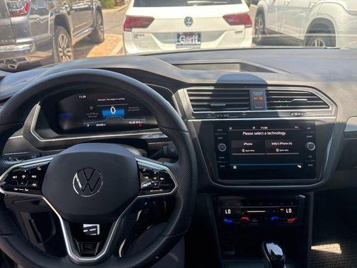 Platinum Gray Metallic 2024 Volkswagen Tiguan 2.0T SE R-Line Black