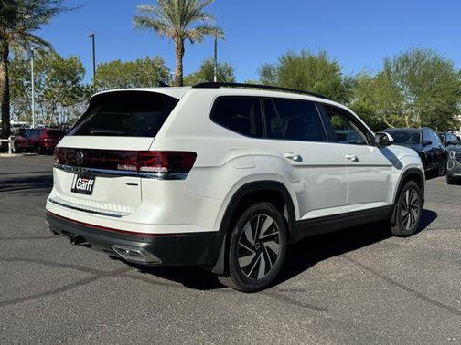 2026 Volkswagen Atlas 2.0T SE w/Technology 4MOTION