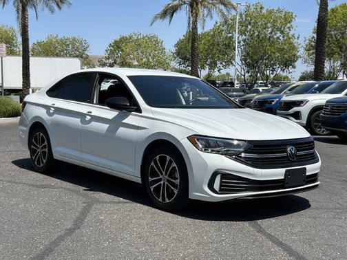 Pure White 2024 Volkswagen Jetta 1.5T Sport
