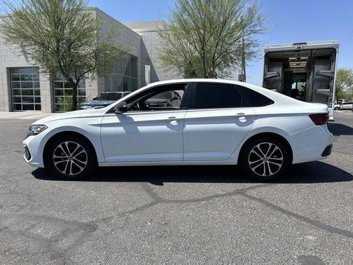 Pure White 2024 Volkswagen Jetta 1.5T Sport
