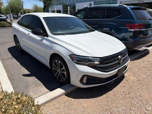 Pure White 2024 Volkswagen Jetta 1.5T Sport