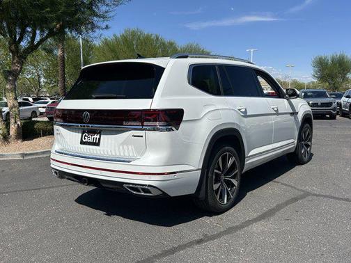 2025 Volkswagen Atlas 2.0T SEL Premium R-Line 4MOTION