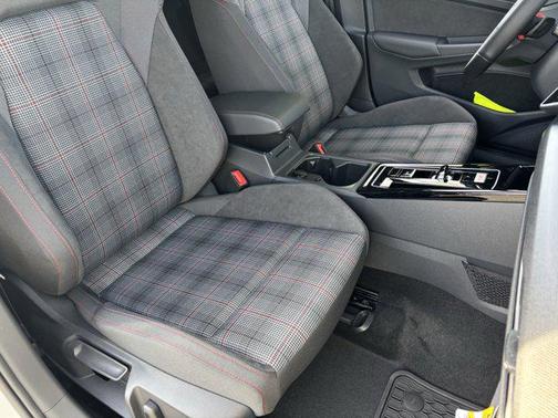 2026 Volkswagen Golf GTI 2.0T S DSG