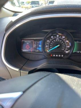 Green Metallic 2020 Ford Edge SEL