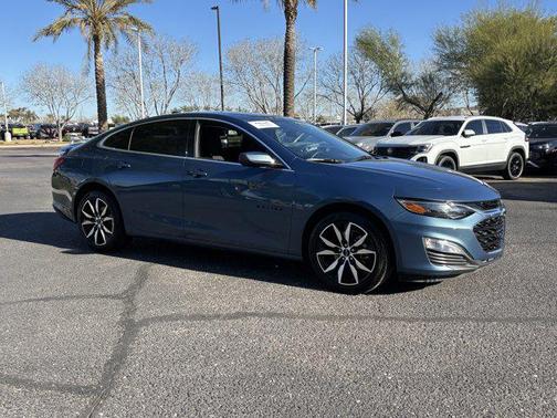 2024 Chevrolet Malibu FWD RS