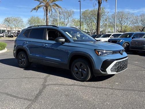 Monterey Blue Pearl 2026 Volkswagen Taos S