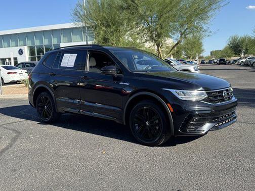 2022 Volkswagen Tiguan 2.0T SE R-Line Black 4MOTION