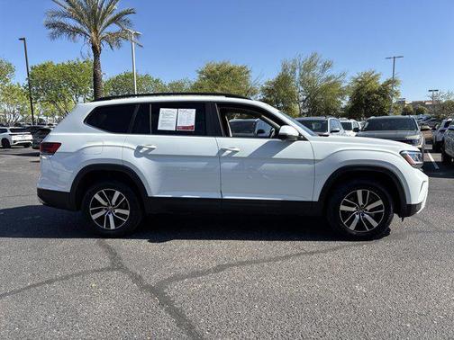 2023 Volkswagen Atlas 2.0T SE