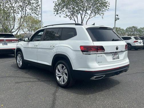 2022 Volkswagen Atlas 3.6L SE w/Technology