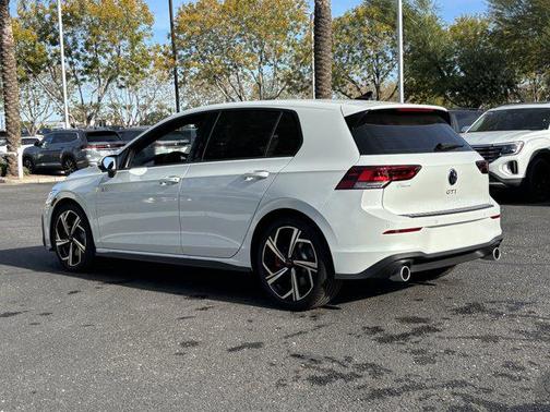 2026 Volkswagen Golf GTI 2.0T SE DSG