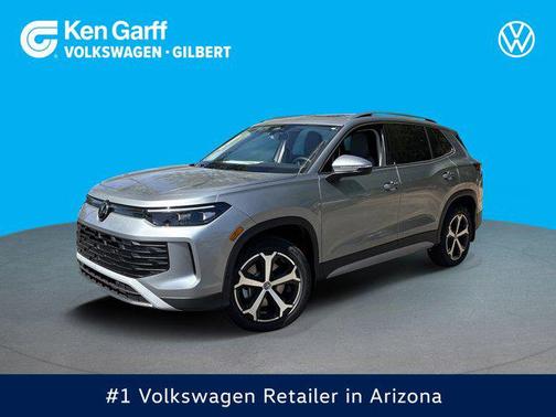 Pyrite Silver Metallic 2026 Volkswagen Tiguan 2.0T SE 4MOTION
