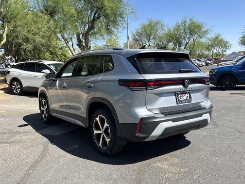 Pyrite Silver Metallic 2026 Volkswagen Tiguan 2.0T SE 4MOTION