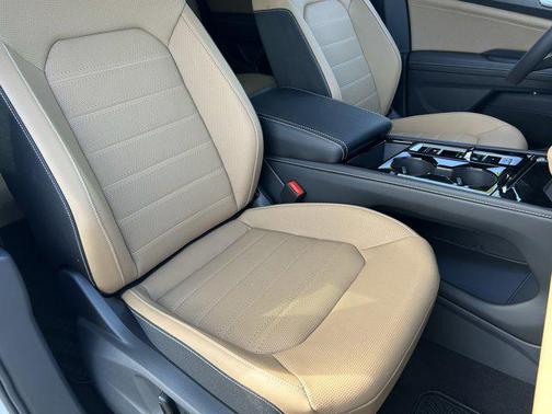 2025 Volkswagen Atlas Cross Sport 2.0T SEL