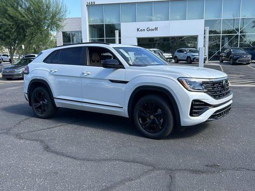 2025 Volkswagen Atlas Cross Sport 2.0T SEL