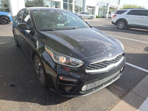 Aurora Black 2019 Kia Forte LXS