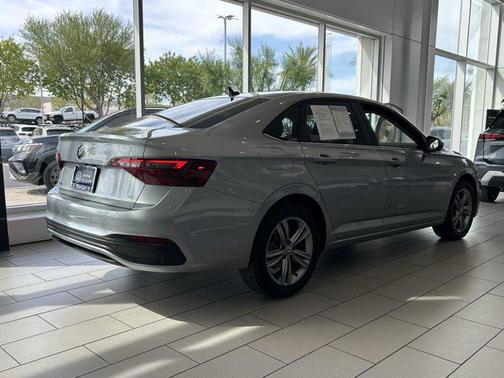 2022 Volkswagen Jetta 1.5T SE