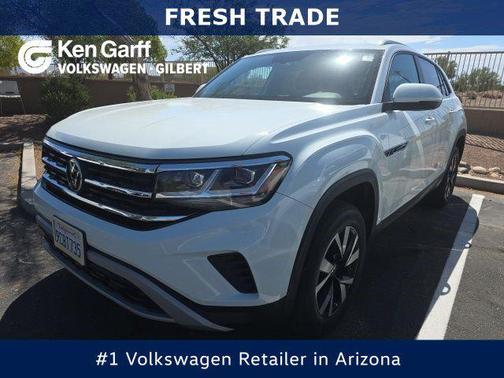 Pure White 2022 Volkswagen Atlas Cross Sport 2.0T SE